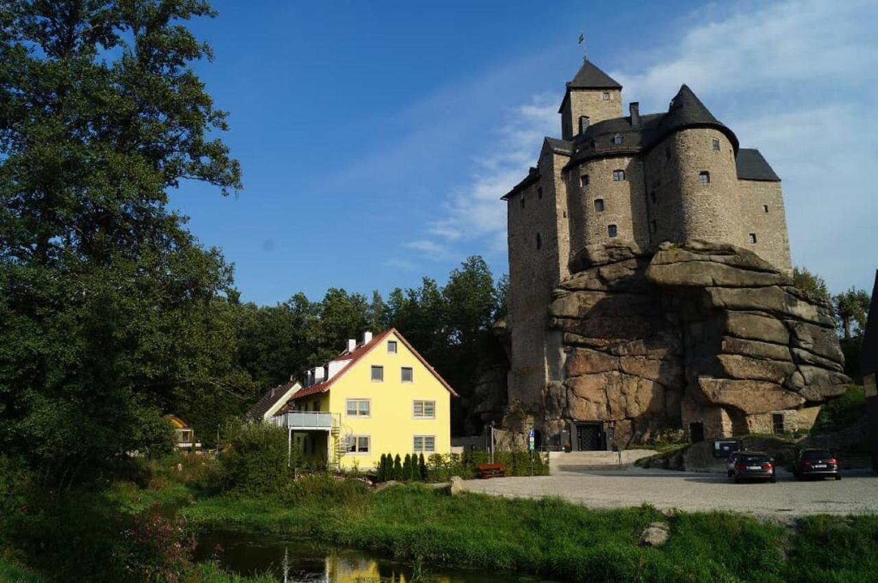Falkenberg  Ferienwohnung Und Sommerhaus Unter Der Burg מראה חיצוני תמונה
